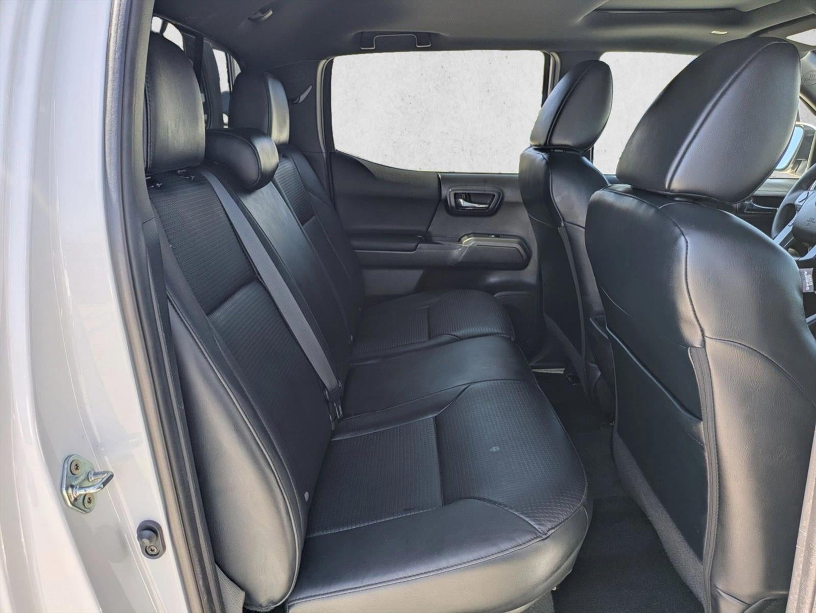 2022 Toyota Tacoma 2WD 2WD TRD Sport Double Cab 5' Bed V6 AT (Natl)