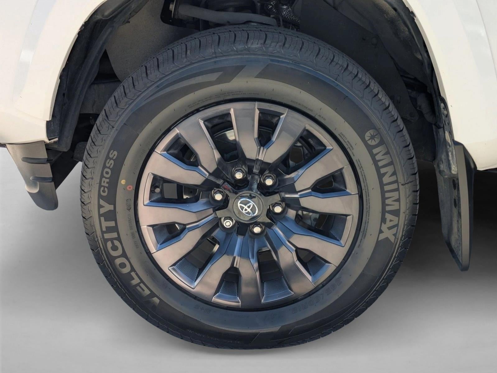 2022 Toyota Tacoma 2WD 2WD TRD Sport Double Cab 5' Bed V6 AT (Natl)