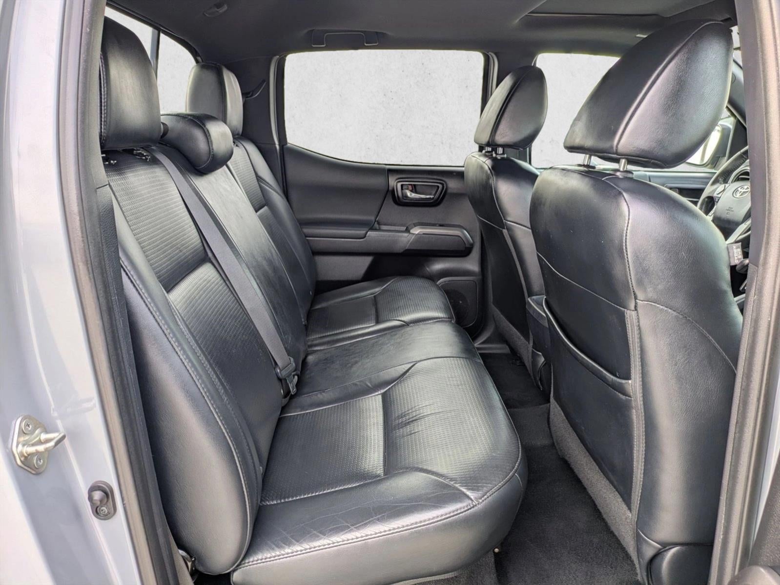 2019 Toyota Tacoma 4WD 4WD TRD Off Road Double Cab 5' Bed V6 AT (Natl)