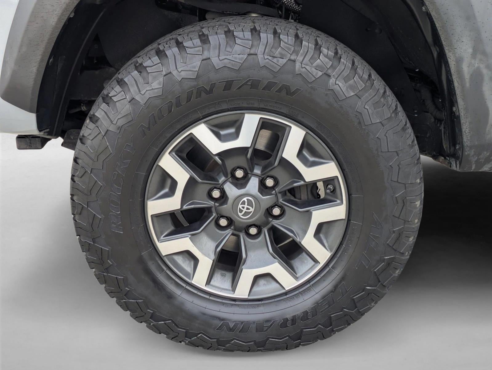 2019 Toyota Tacoma 4WD 4WD TRD Off Road Double Cab 5' Bed V6 AT (Natl)