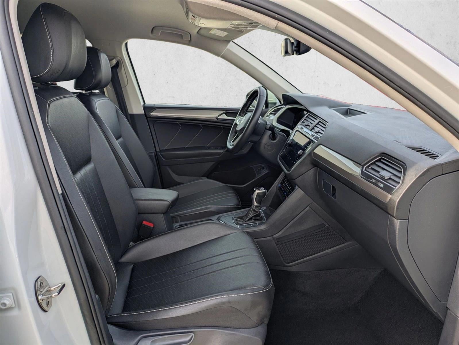 2024 Volkswagen Tiguan 2.0T SE FWD