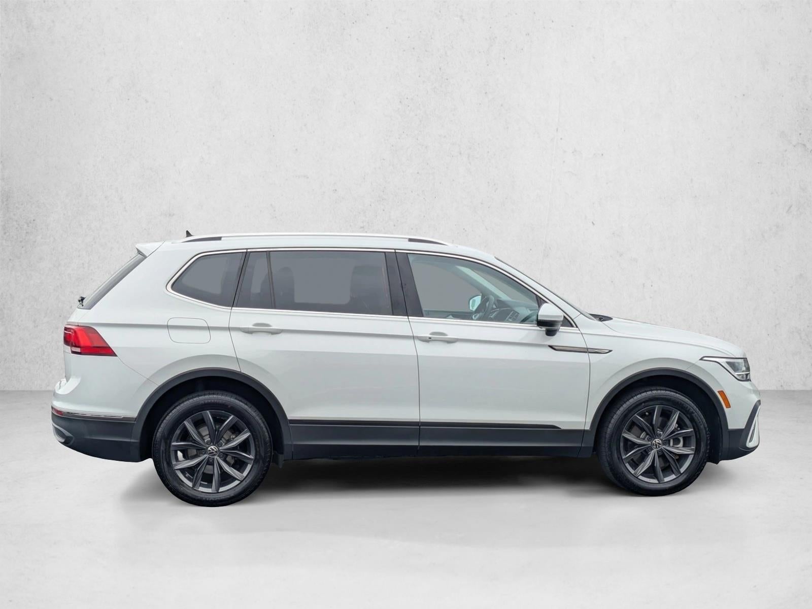 2022 Volkswagen Tiguan 2.0T SE FWD