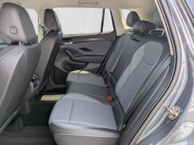 2025 Volkswagen Tiguan 2.0T SE FWD