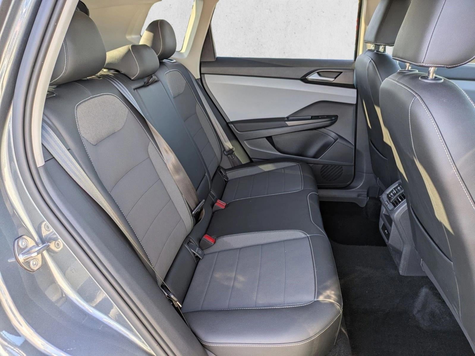 2022 Volkswagen Taos SE 4MOTION