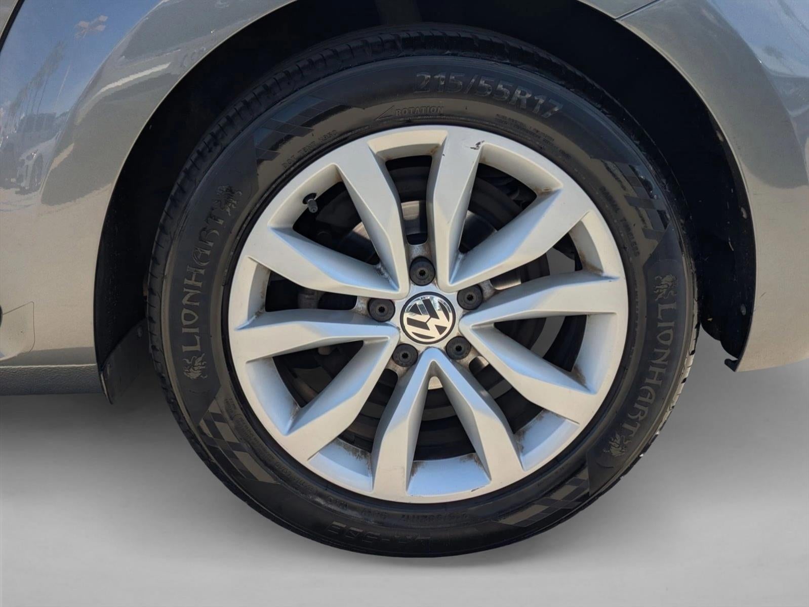 2017 Volkswagen Beetle 1.8T Fleet Auto