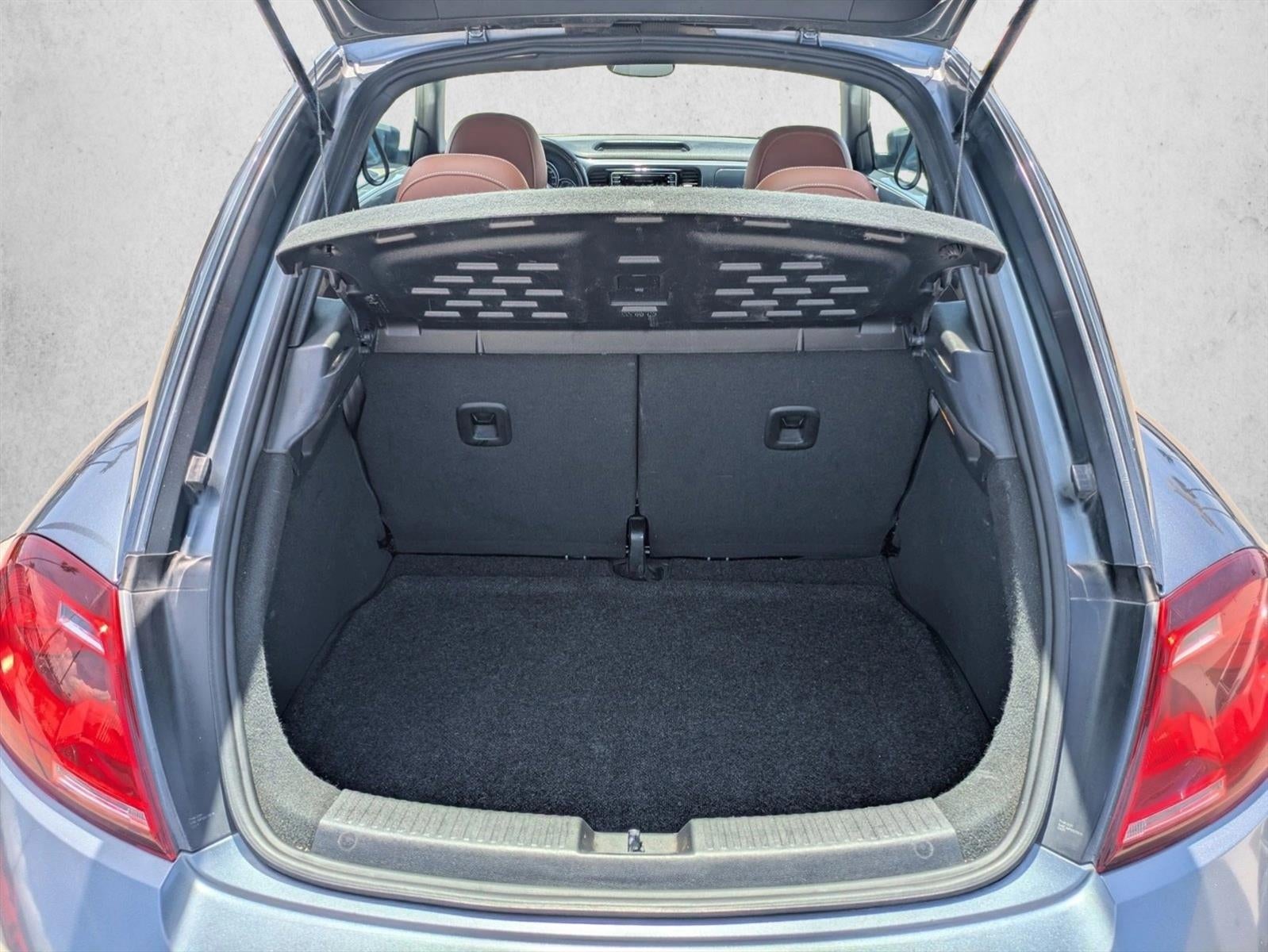 2017 Volkswagen Beetle 1.8T Fleet Auto