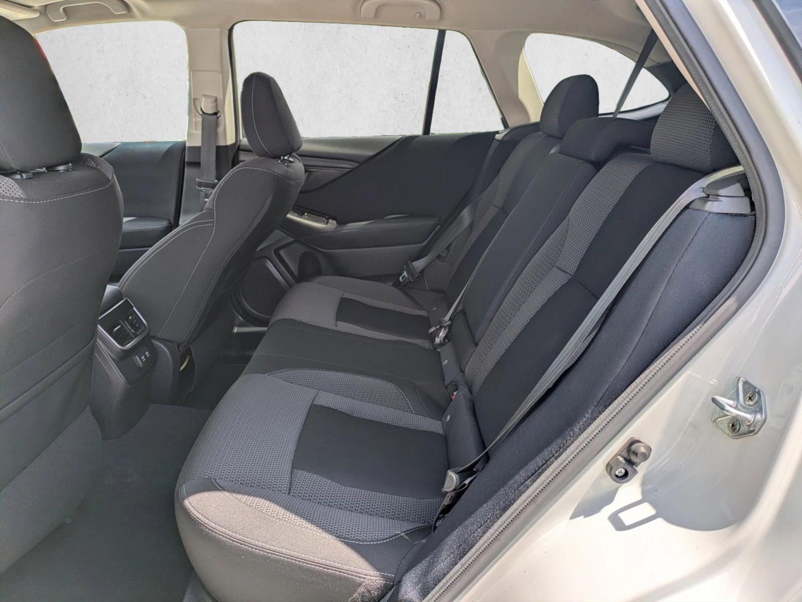 2022 Subaru Outback Premium CVT