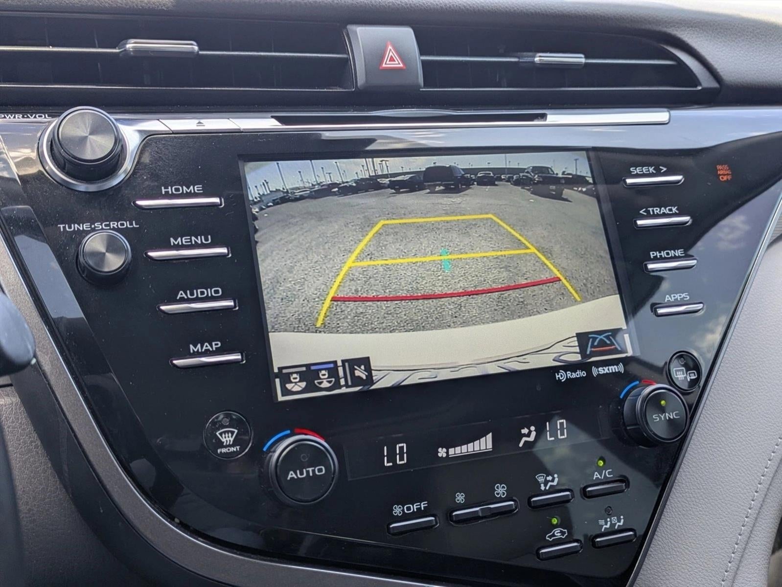2019 Toyota Camry Hybrid SE CVT (Natl)