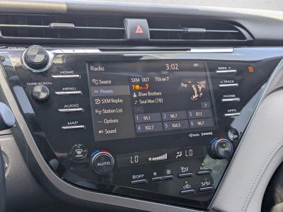 2019 Toyota Camry Hybrid SE CVT (Natl)