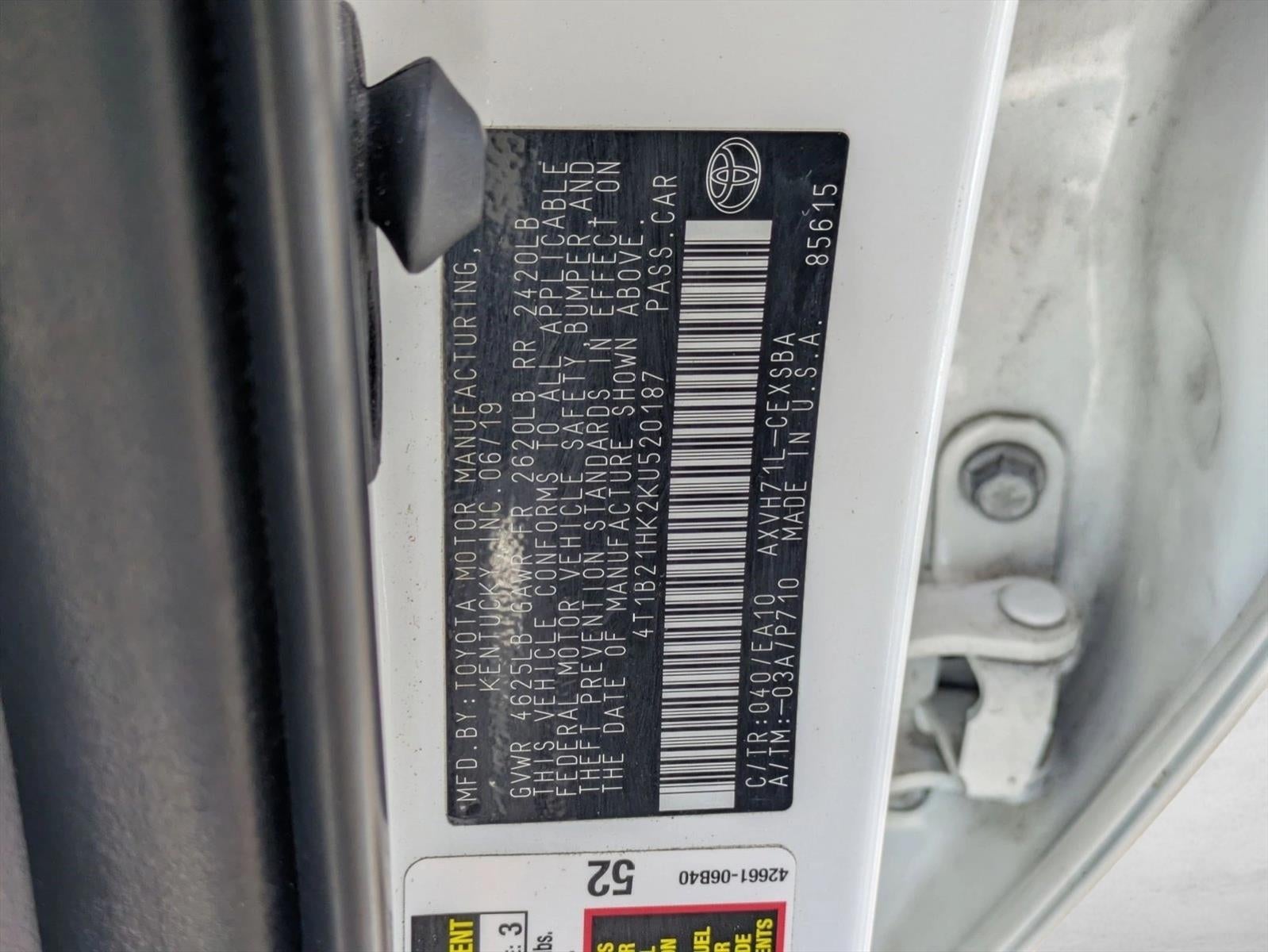 2019 Toyota Camry Hybrid SE CVT (Natl)