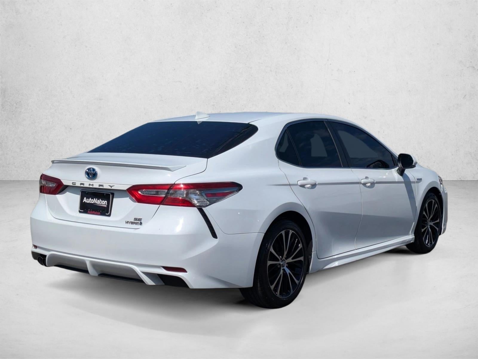2019 Toyota Camry Hybrid SE CVT (Natl)