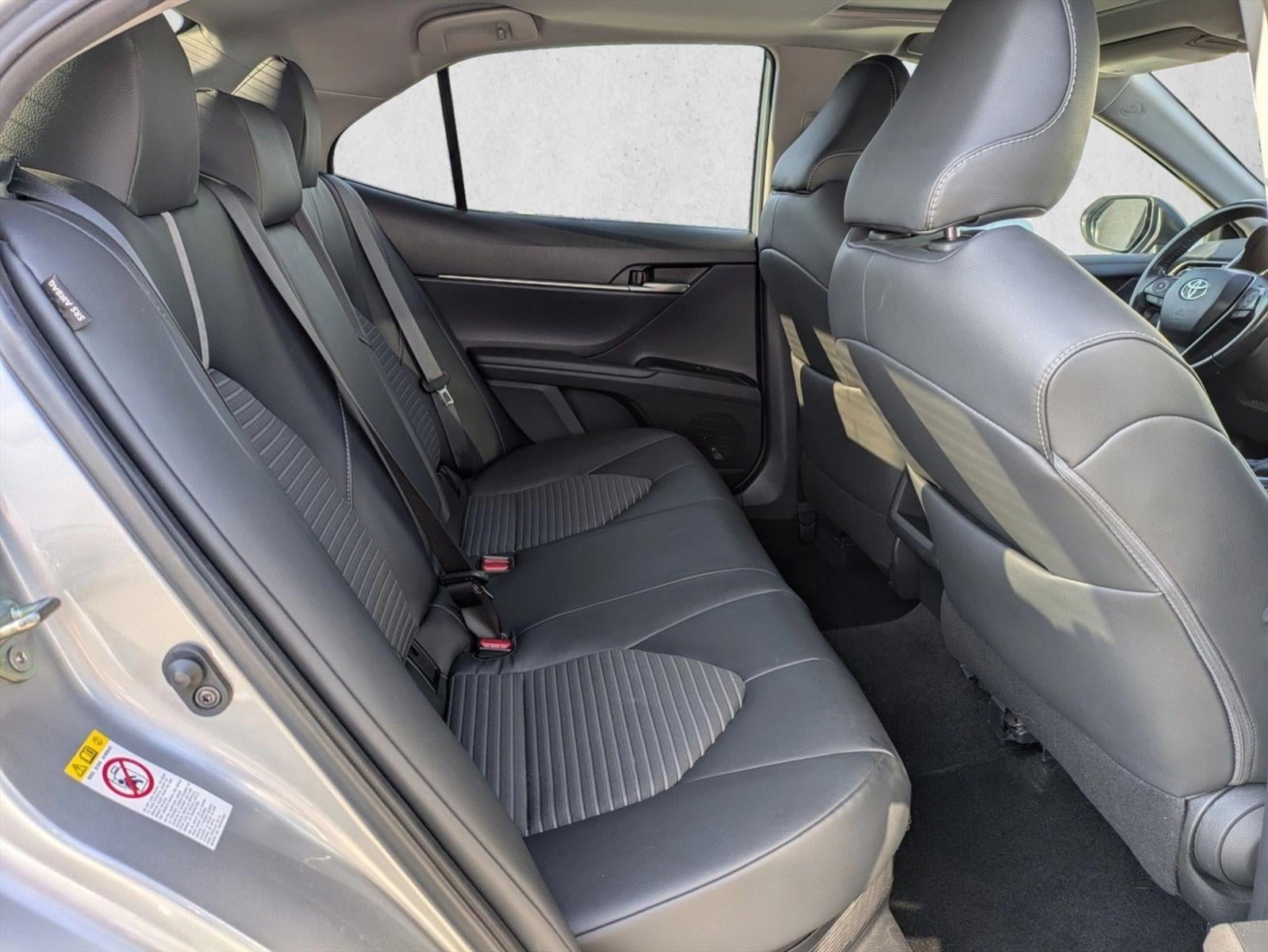 2019 Toyota Camry Hybrid SE CVT (Natl)