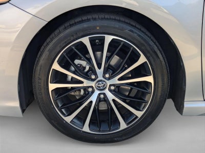 2019 Toyota Camry Hybrid SE CVT (Natl)