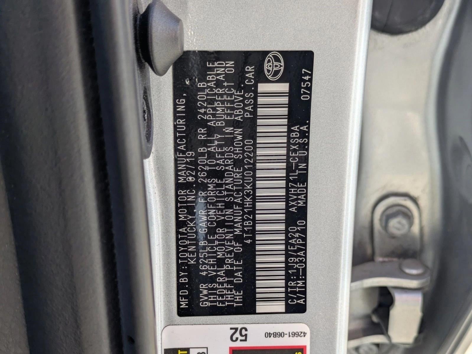 2019 Toyota Camry Hybrid SE CVT (Natl)