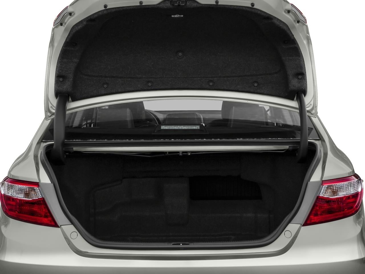 2016 Toyota Camry Hybrid 4dr Sdn SE (Natl)