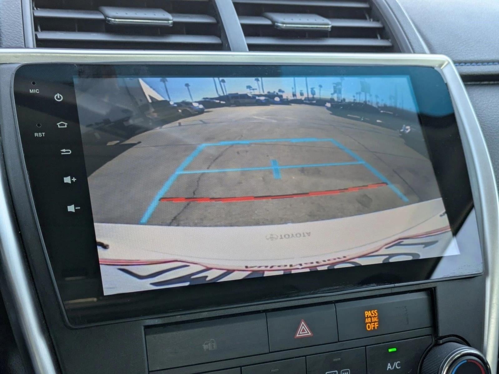 2016 Toyota Camry 4dr Sdn I4 Auto SE w/Special Edition Pkg (Natl)