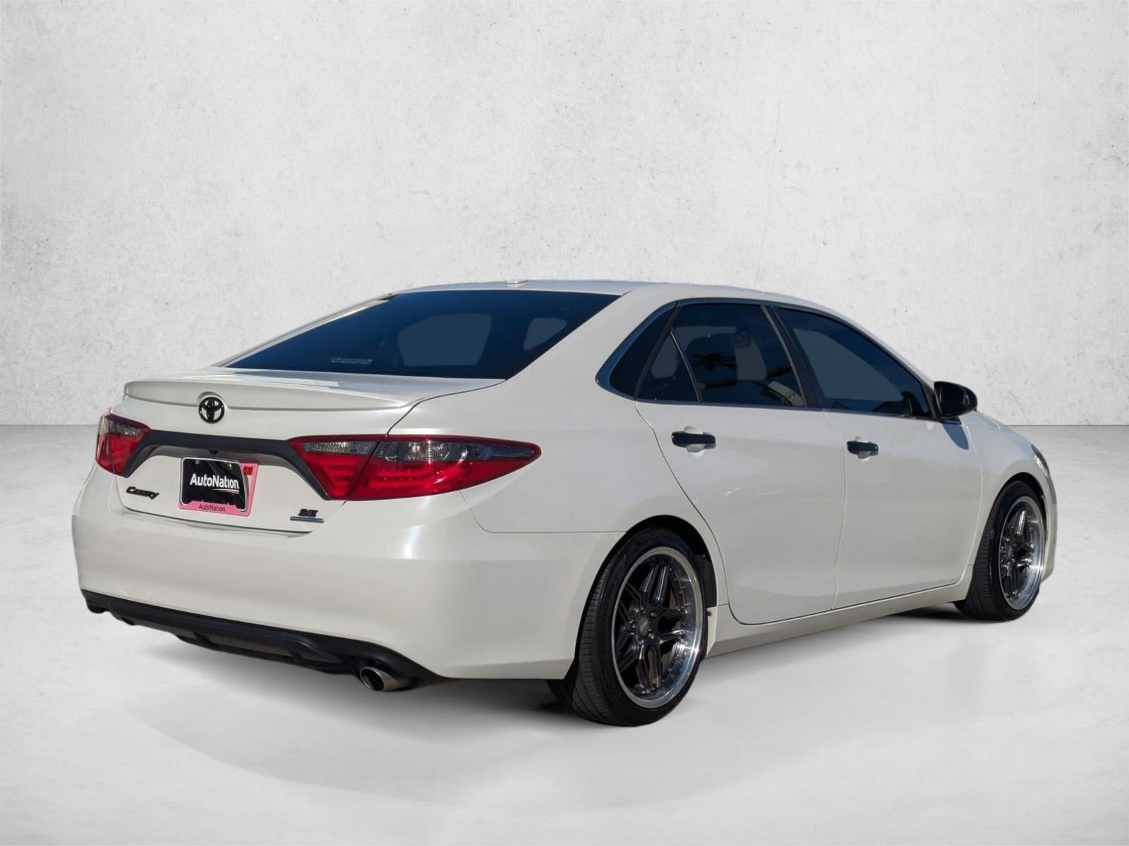 2016 Toyota Camry 4dr Sdn I4 Auto SE w/Special Edition Pkg (Natl)