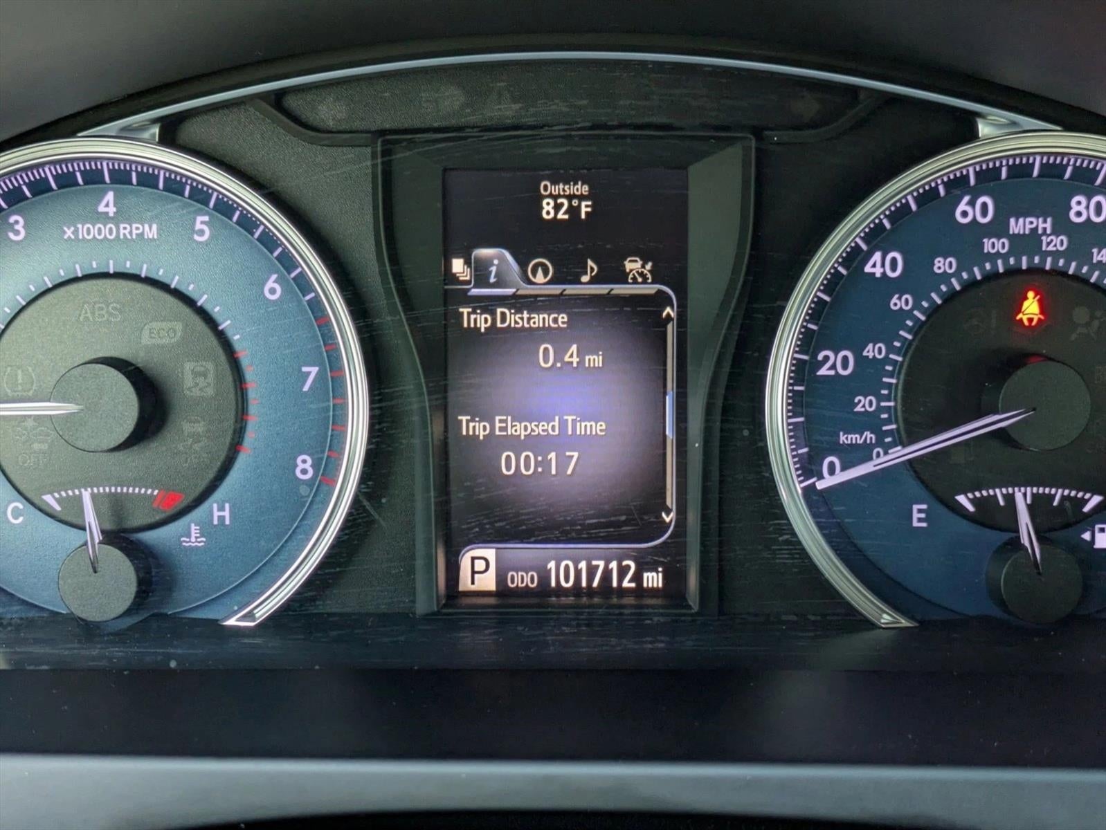 2016 Toyota Camry 4dr Sdn I4 Auto XLE (SE)