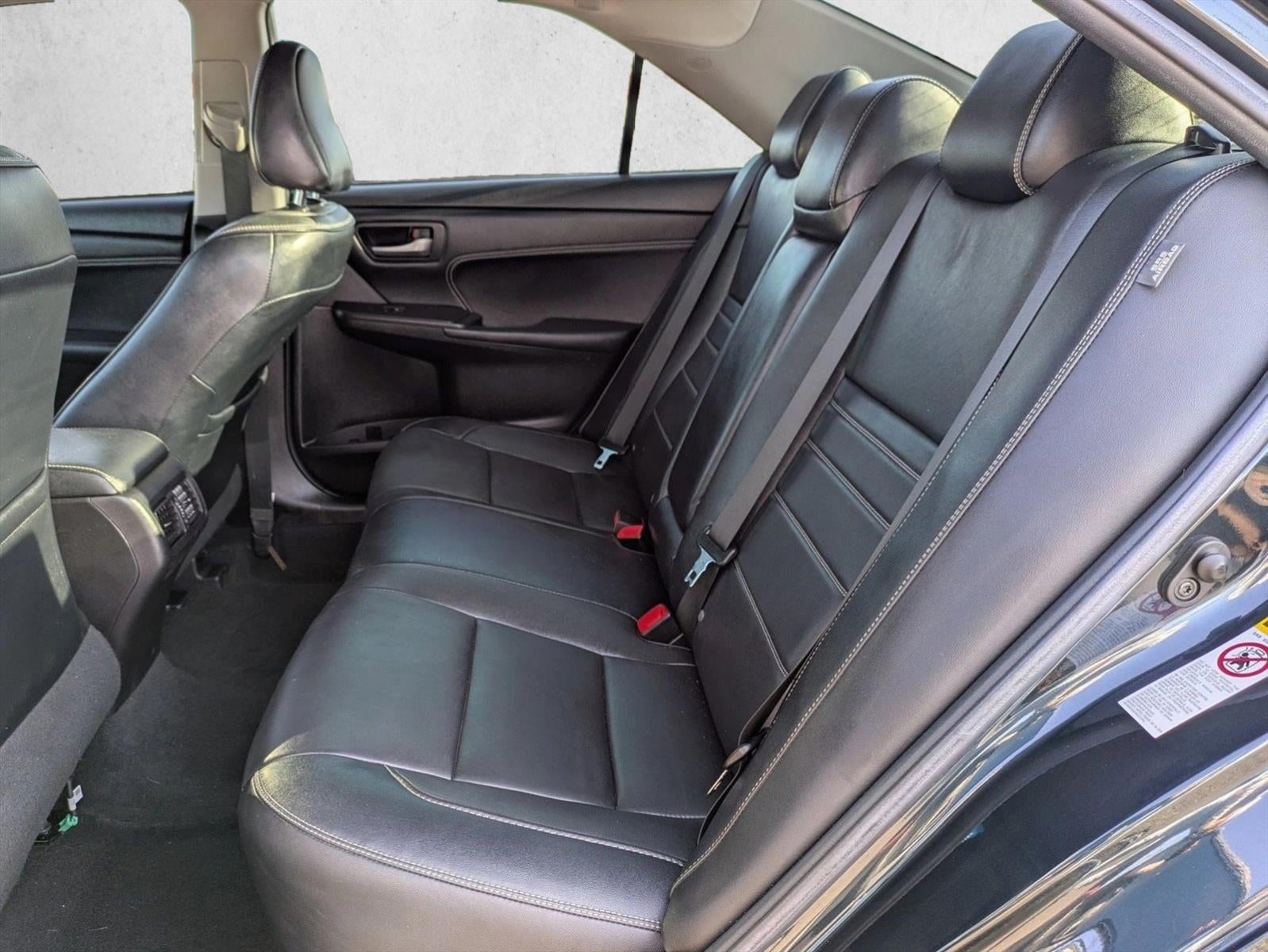 2016 Toyota Camry 4dr Sdn I4 Auto XLE (SE)