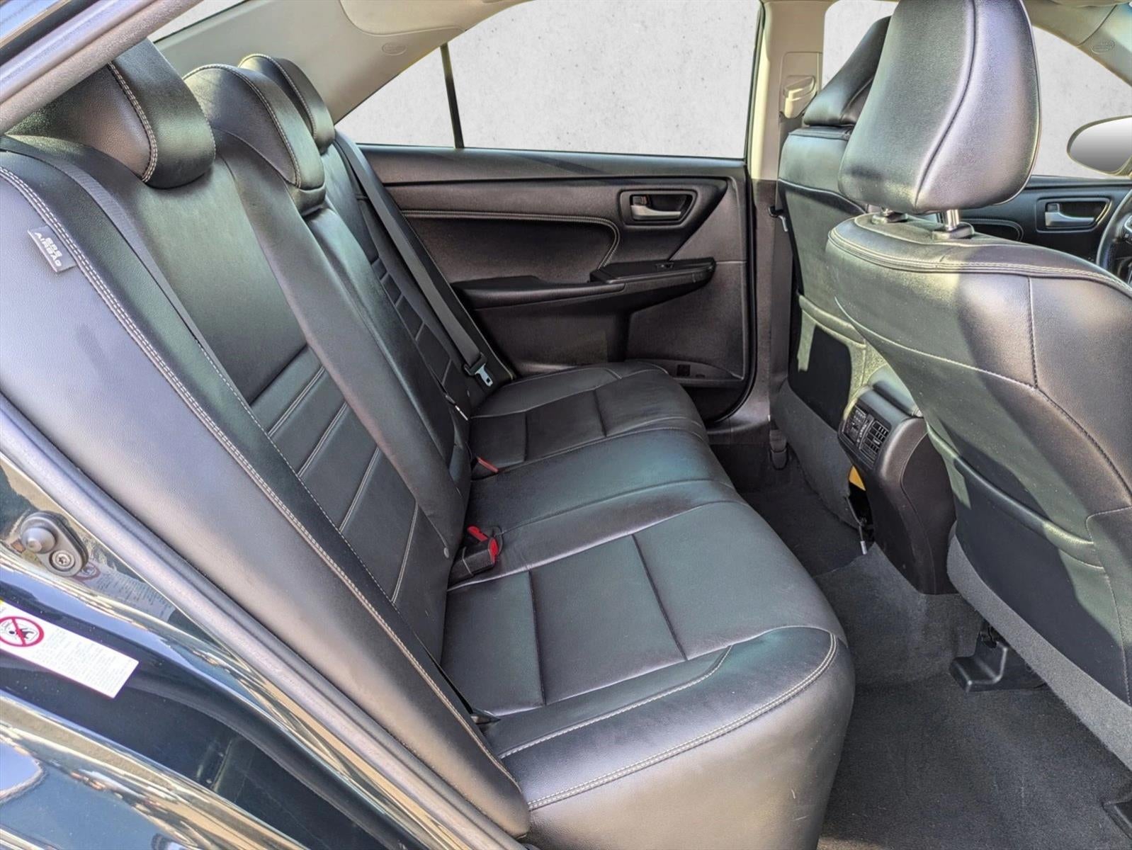 2016 Toyota Camry 4dr Sdn I4 Auto XLE (SE)