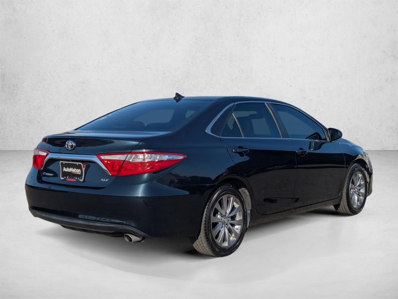 2016 Toyota Camry 4dr Sdn I4 Auto XLE (SE)