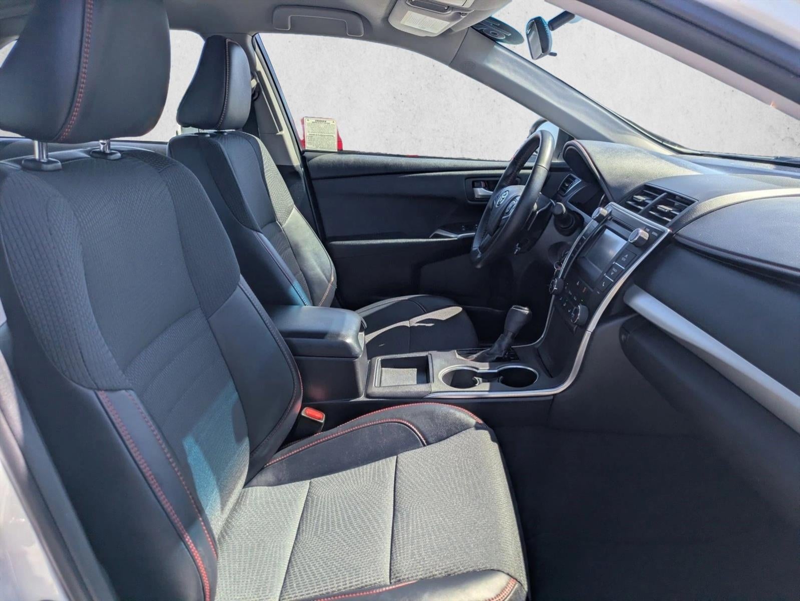 2016 Toyota Camry 4dr Sdn I4 Auto SE (SE)