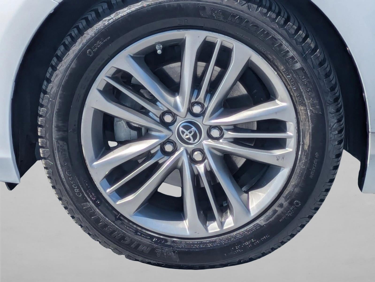 2016 Toyota Camry 4dr Sdn I4 Auto SE (SE)