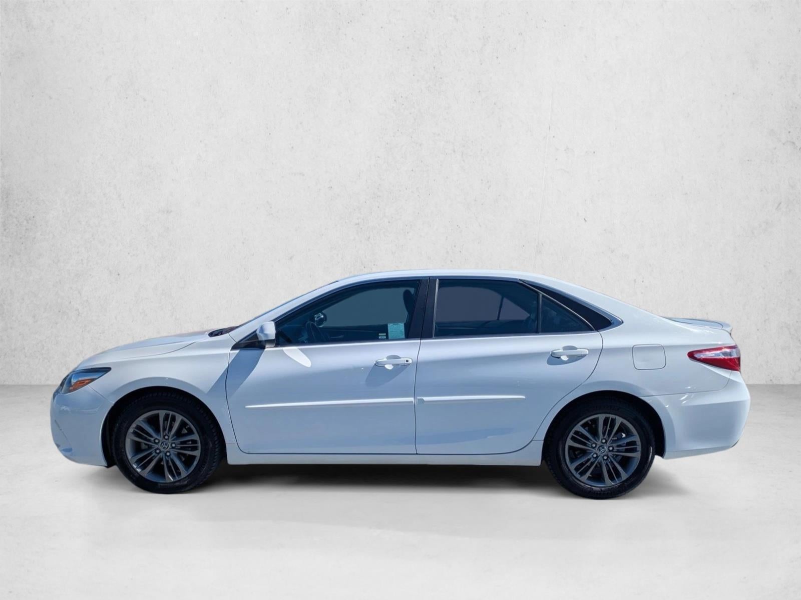 2016 Toyota Camry 4dr Sdn I4 Auto SE (SE)