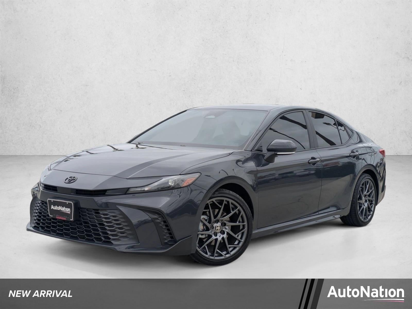 2025 Toyota Camry SE (Natl)
