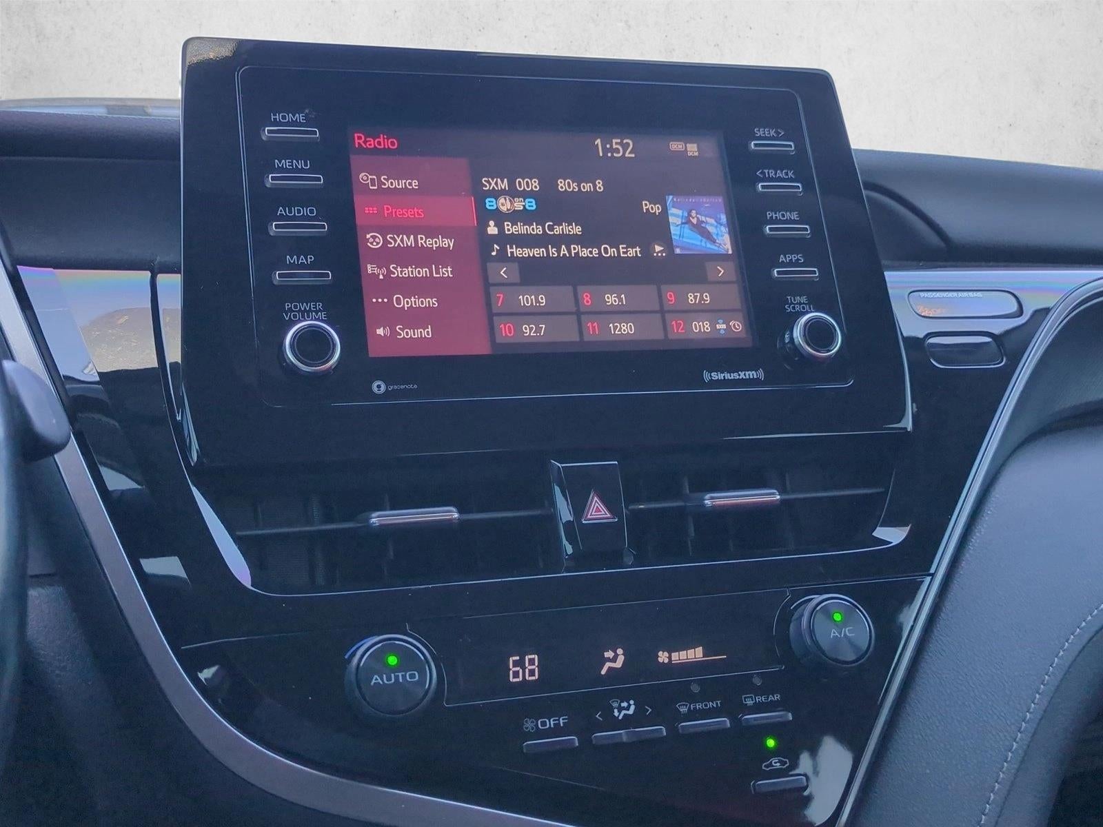 2021 Toyota Camry SE Auto (SE)