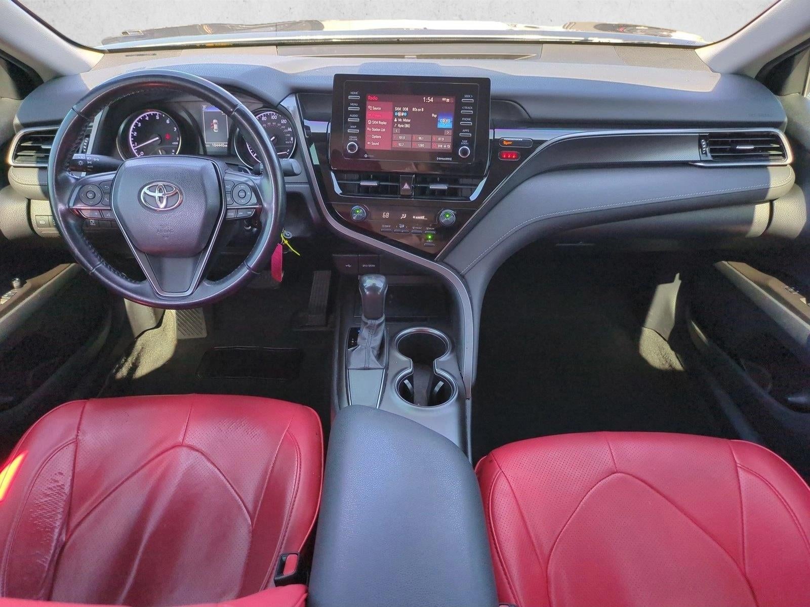 2021 Toyota Camry SE Auto (SE)