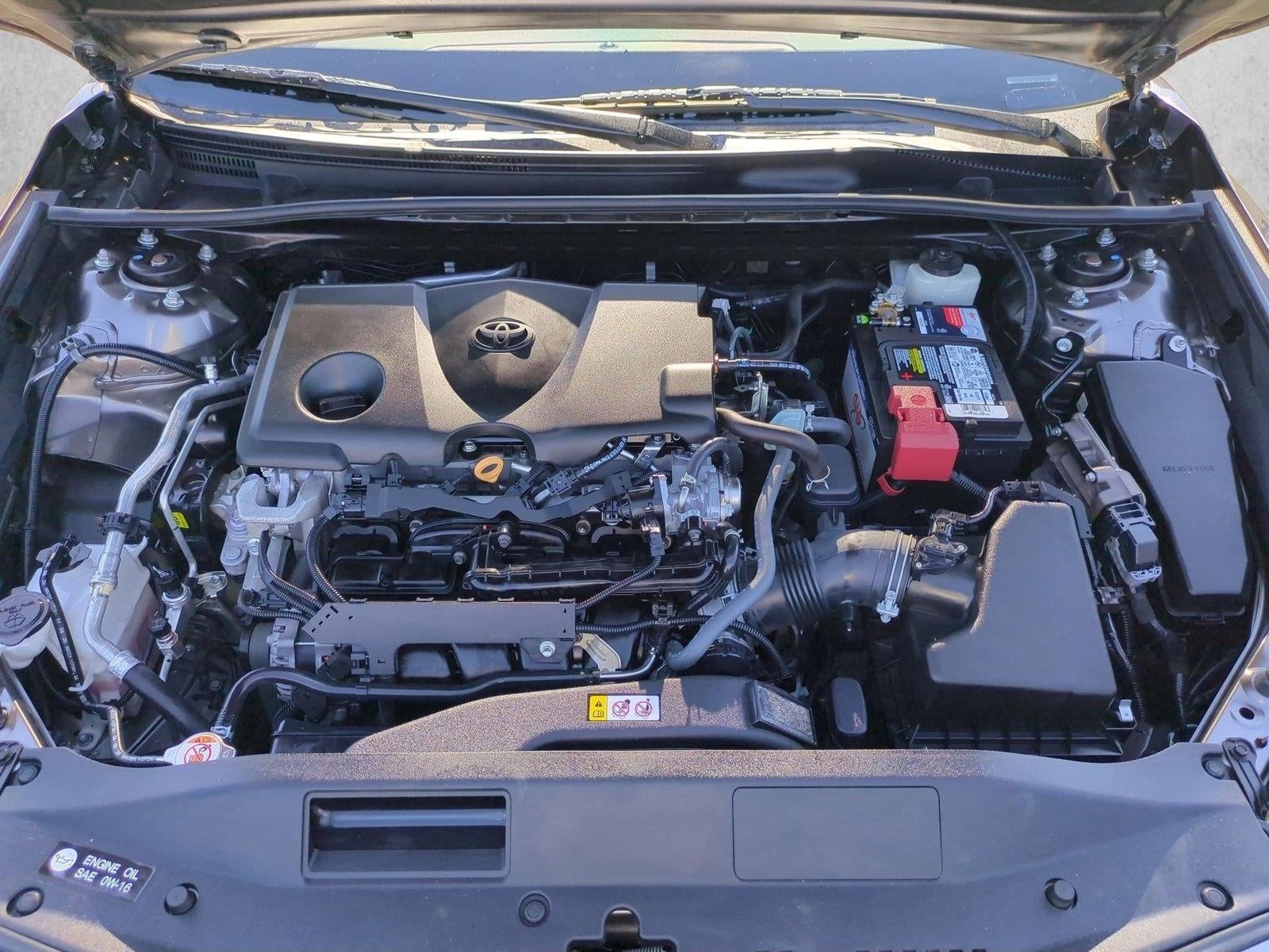 2021 Toyota Camry SE Auto (SE)