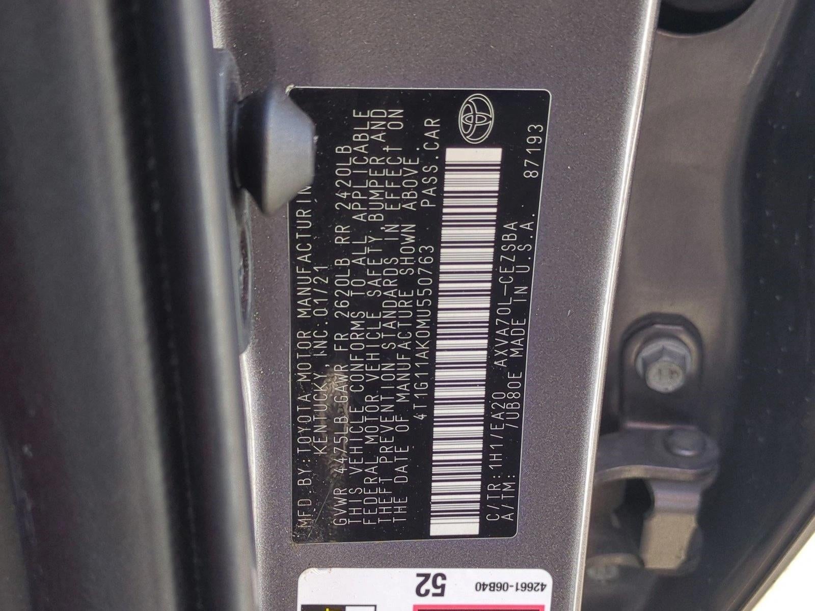 2021 Toyota Camry SE Auto (SE)