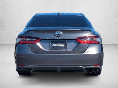 2021 Toyota Camry SE Auto (SE)