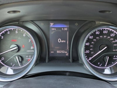 2020 Toyota Camry SE Auto (Natl)