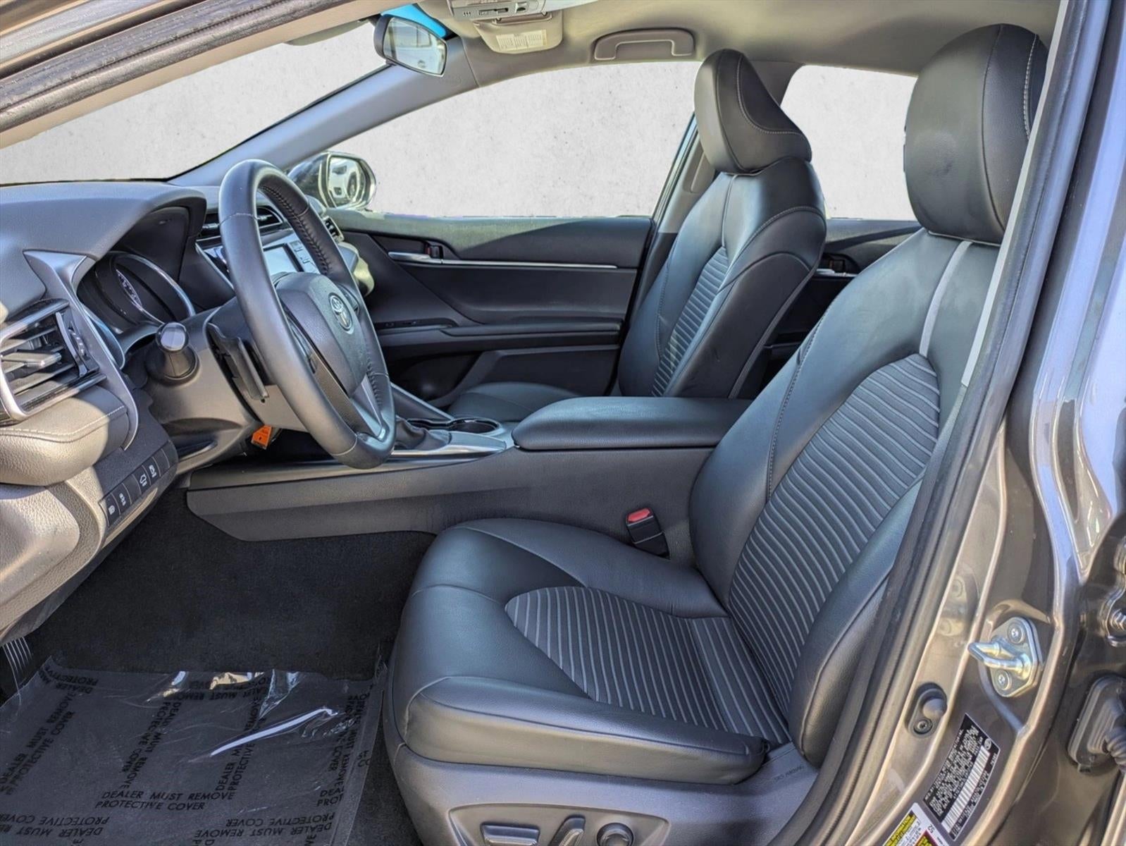 2020 Toyota Camry SE Auto (Natl)