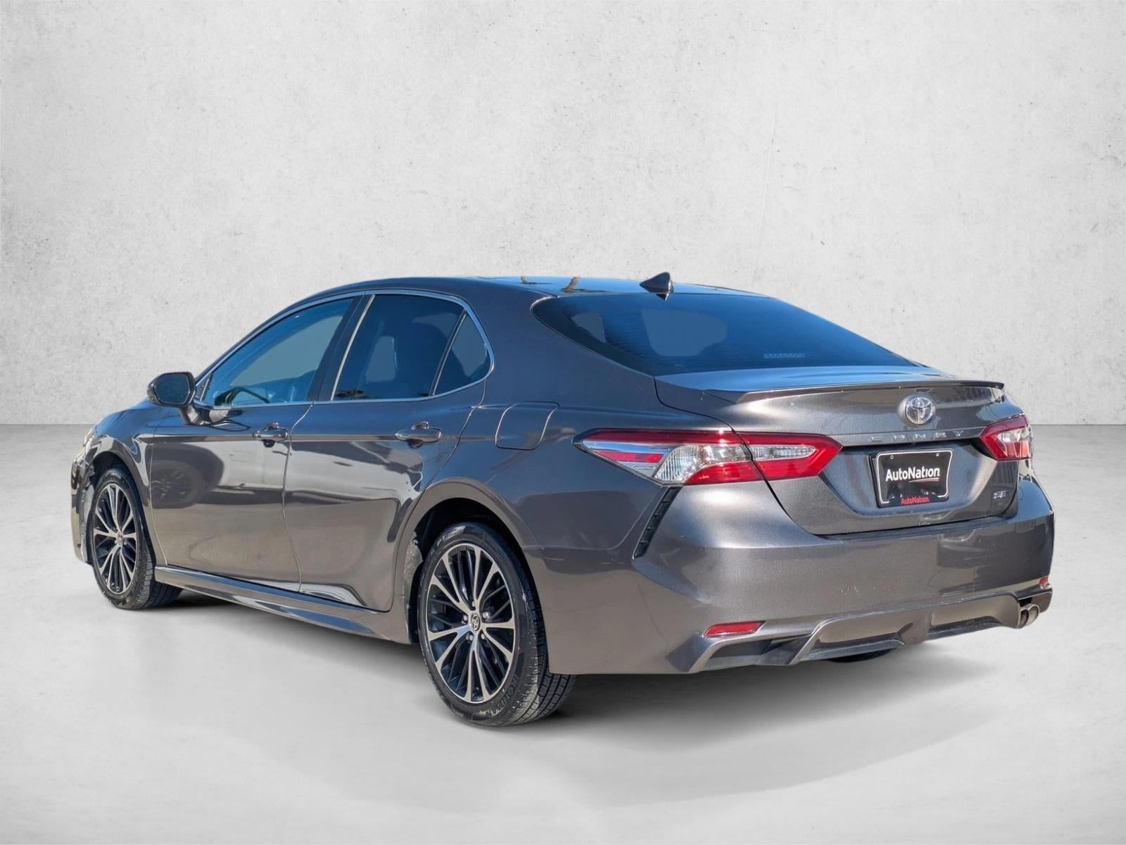 2020 Toyota Camry SE Auto (Natl)