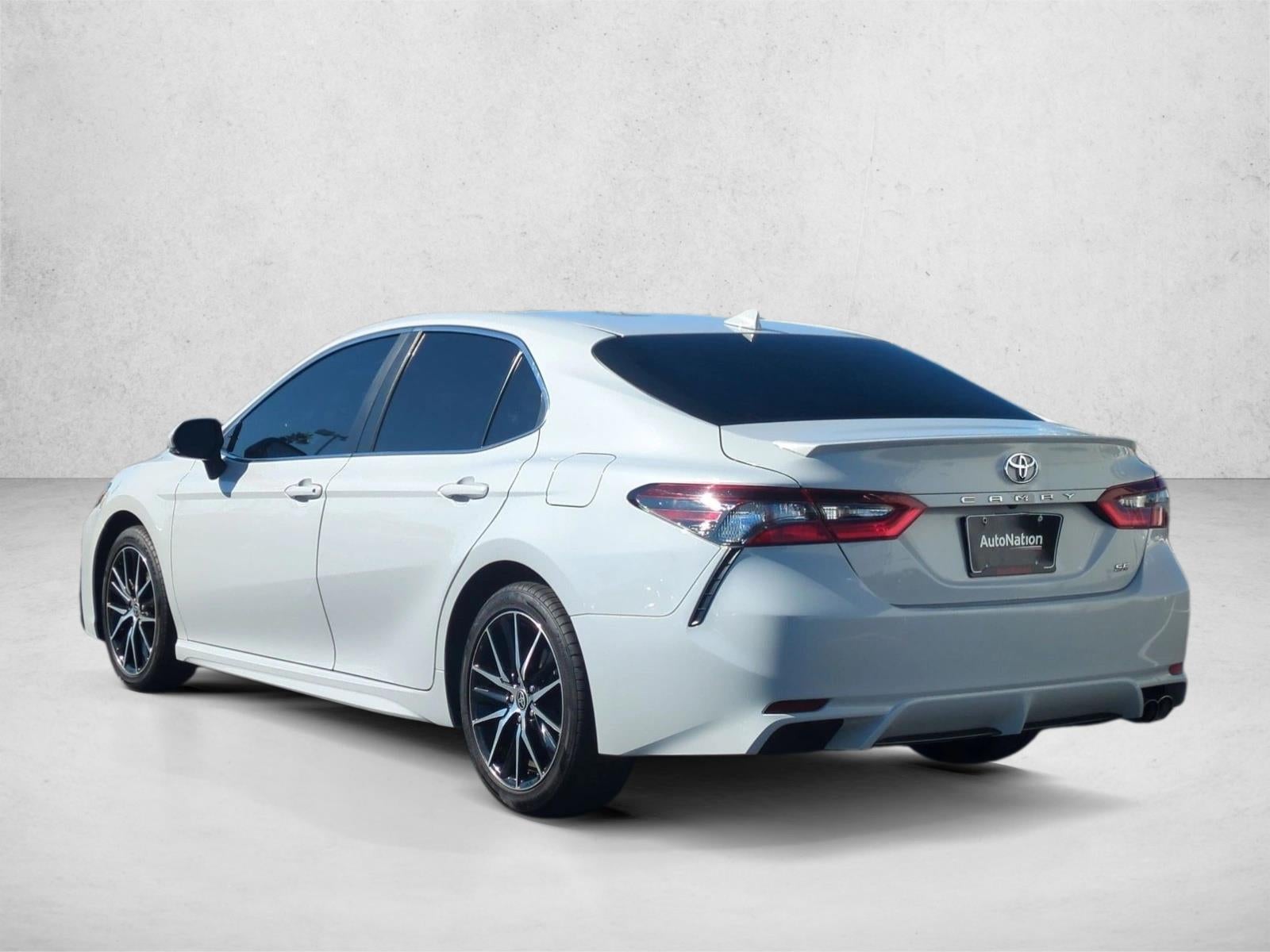 2023 Toyota Camry SE Auto (Natl)