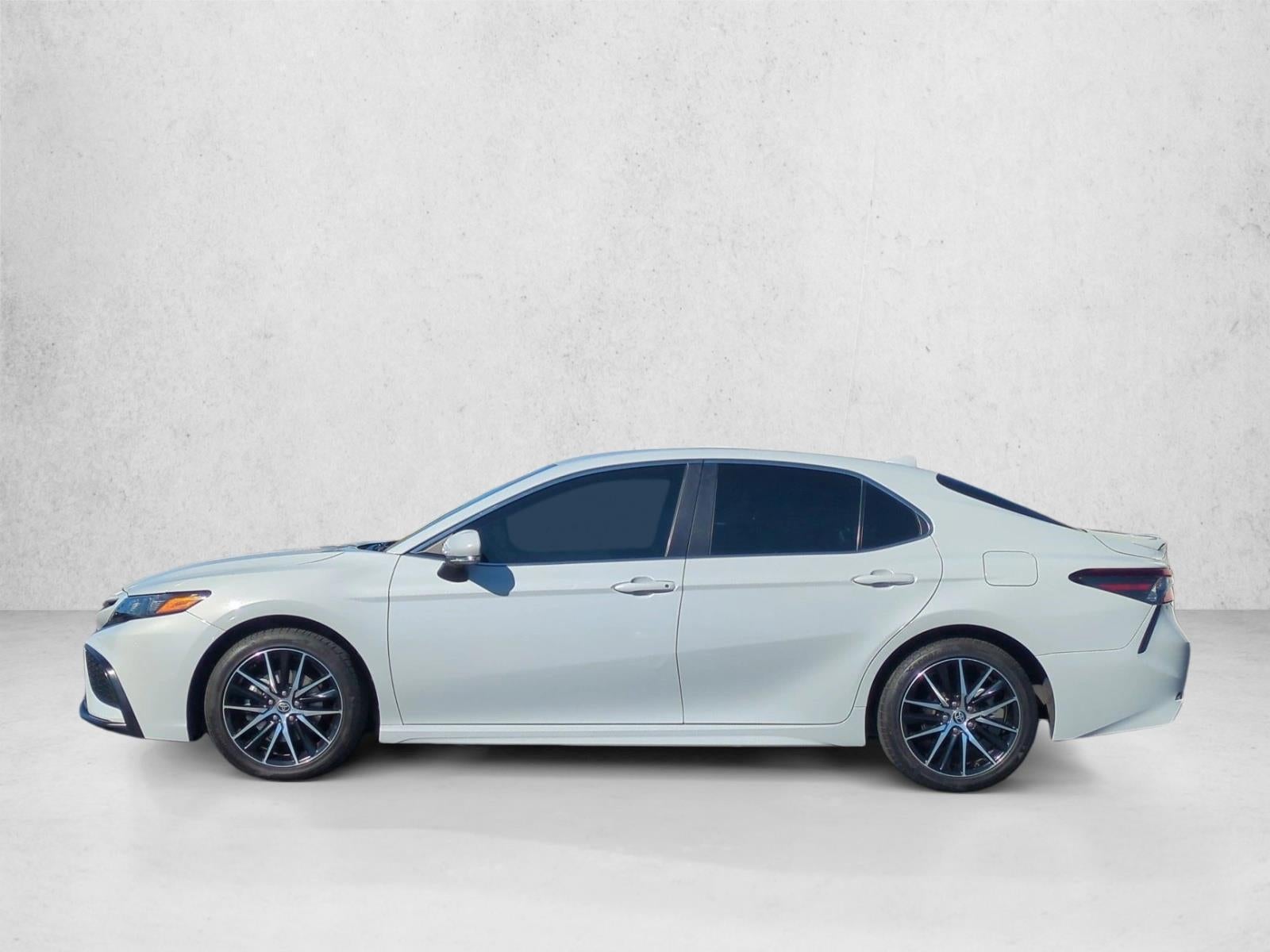 2023 Toyota Camry SE Auto (Natl)