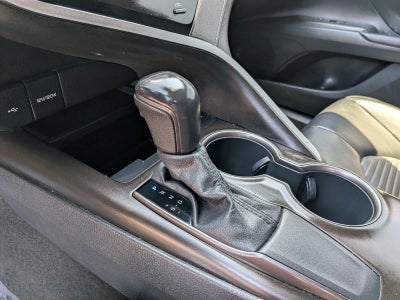 2021 Toyota Camry SE Auto (SE)