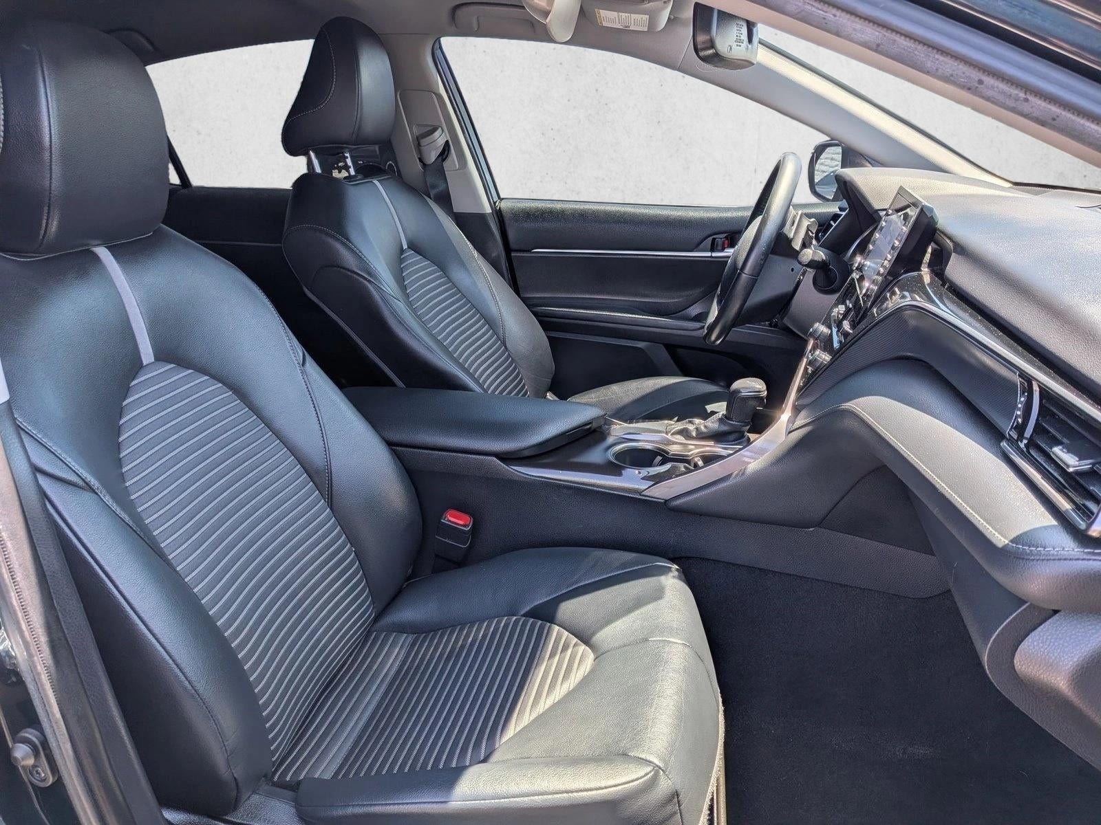 2021 Toyota Camry SE Auto (SE)