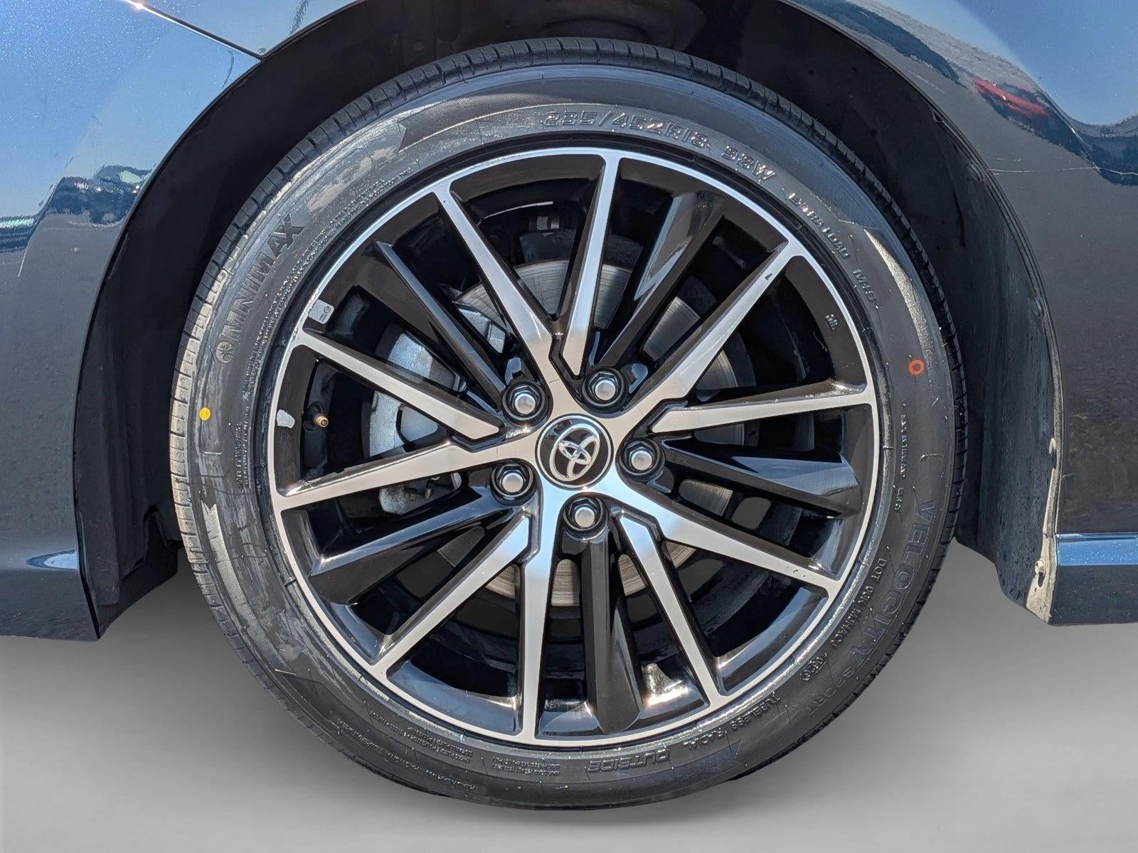 2021 Toyota Camry SE Auto (SE)