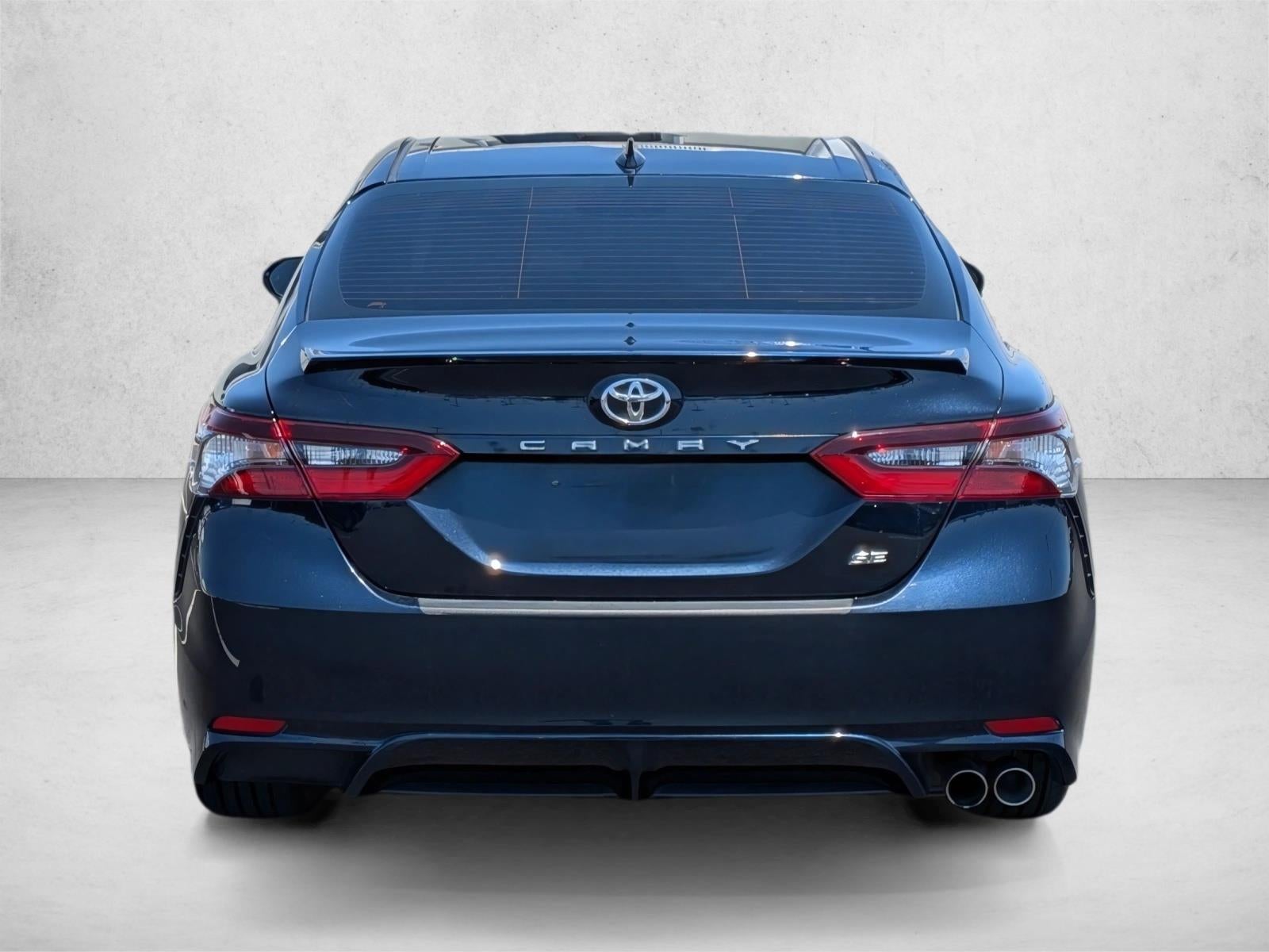 2021 Toyota Camry SE Auto (SE)