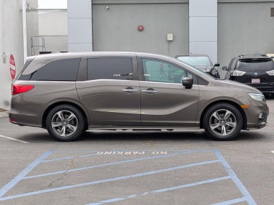2018 Honda Odyssey Touring Auto