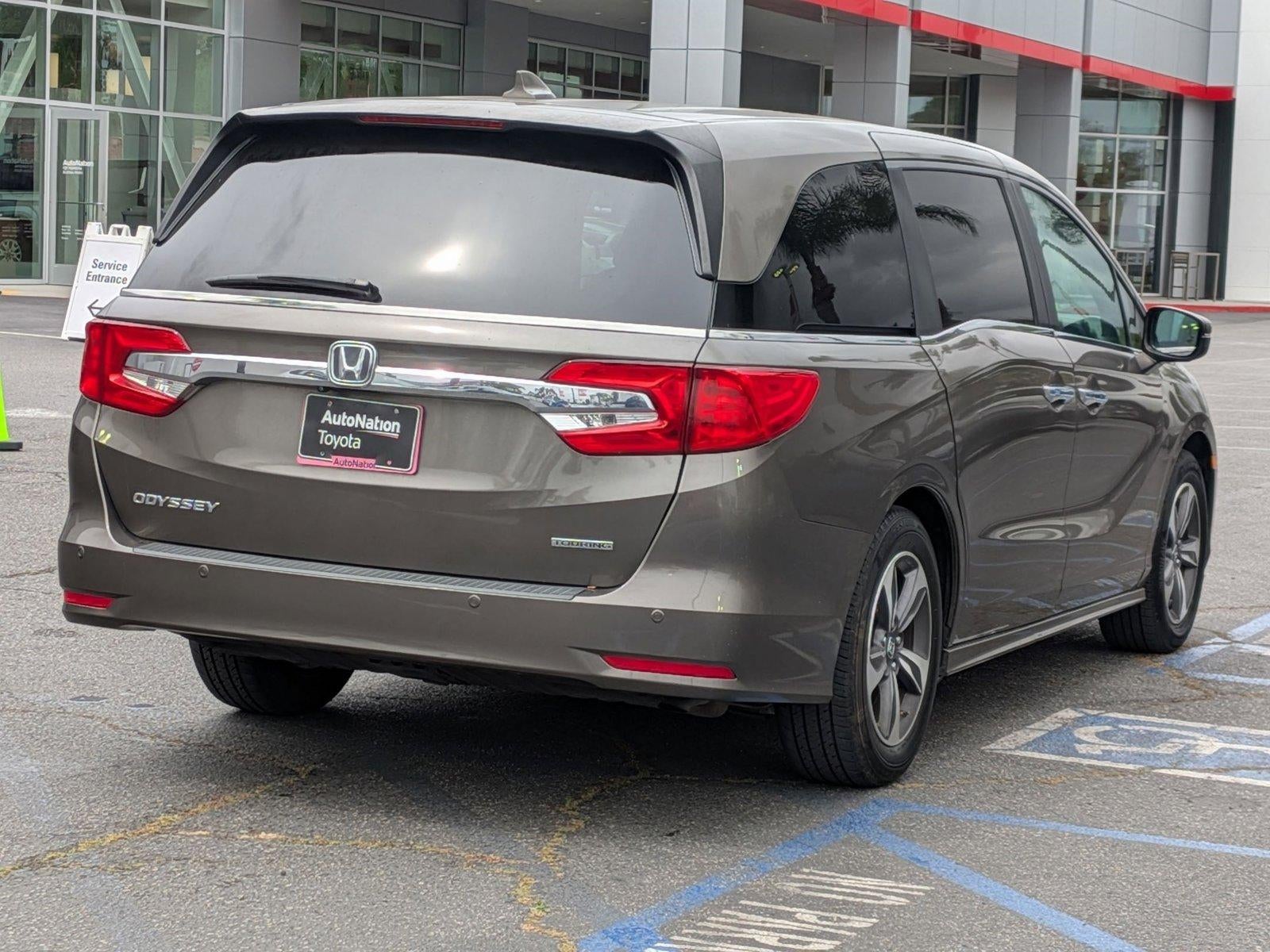 2018 Honda Odyssey Touring Auto