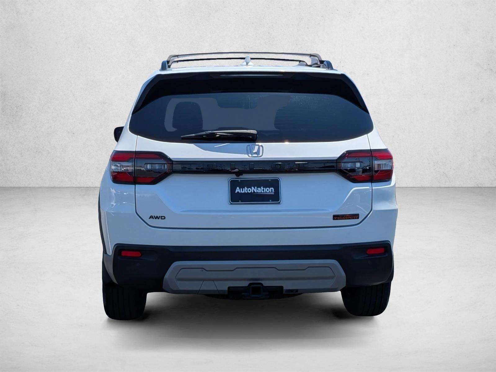 2023 Honda Pilot TrailSport AWD