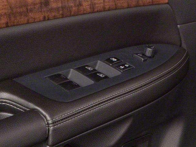 2013 Nissan Armada 4WD 4dr Platinum