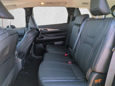 2026 INFINITI QX60 LUXE AWD