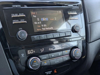 2017 Nissan Rogue FWD SV