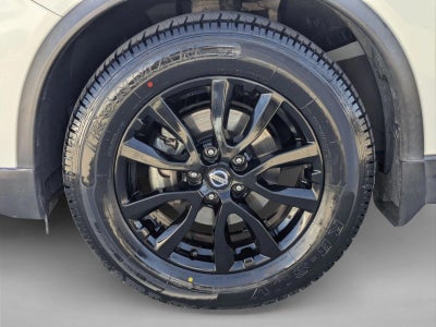 2017 Nissan Rogue FWD SV